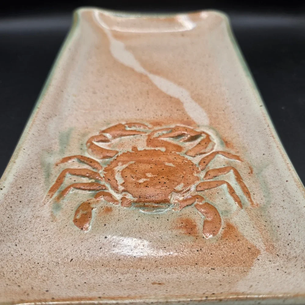 Hugh Wayne Signed Studio Pottery Crab Tray Rectangular Coastal Stoneware Platter